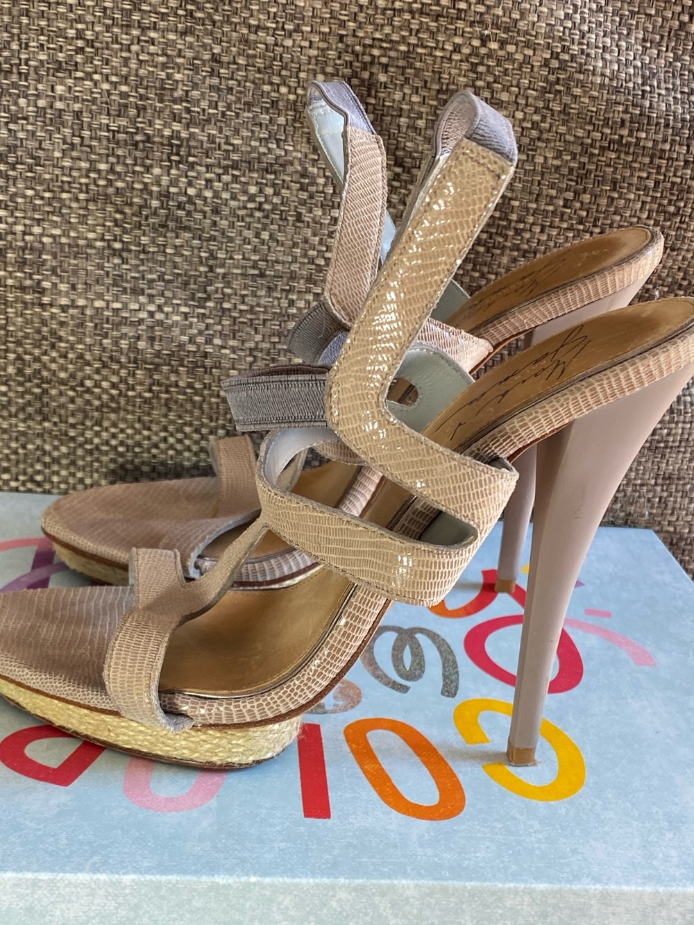 Badgley Mischka Strappy Heels (size 7)